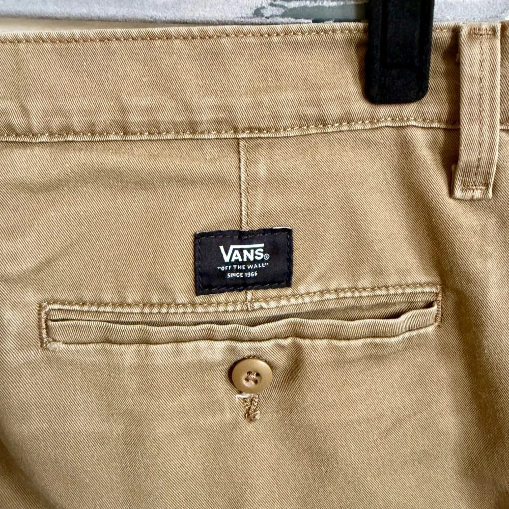 Vans Authentic Chino Slim Fit Khaki Tan Pants Mens Size 34 Skater Streetwear